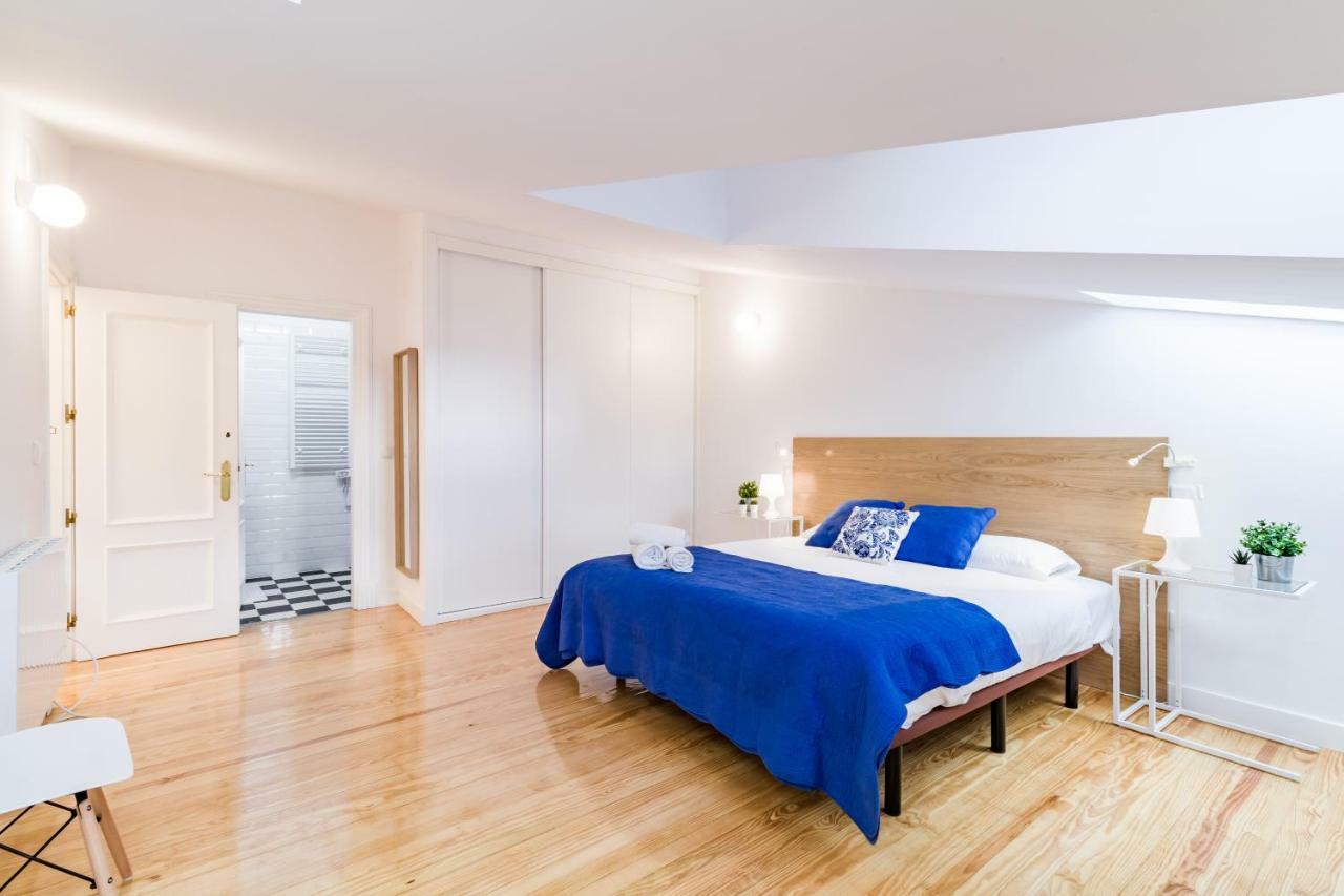 Puerta Del Sol VI Appartement Madrid Buitenkant foto